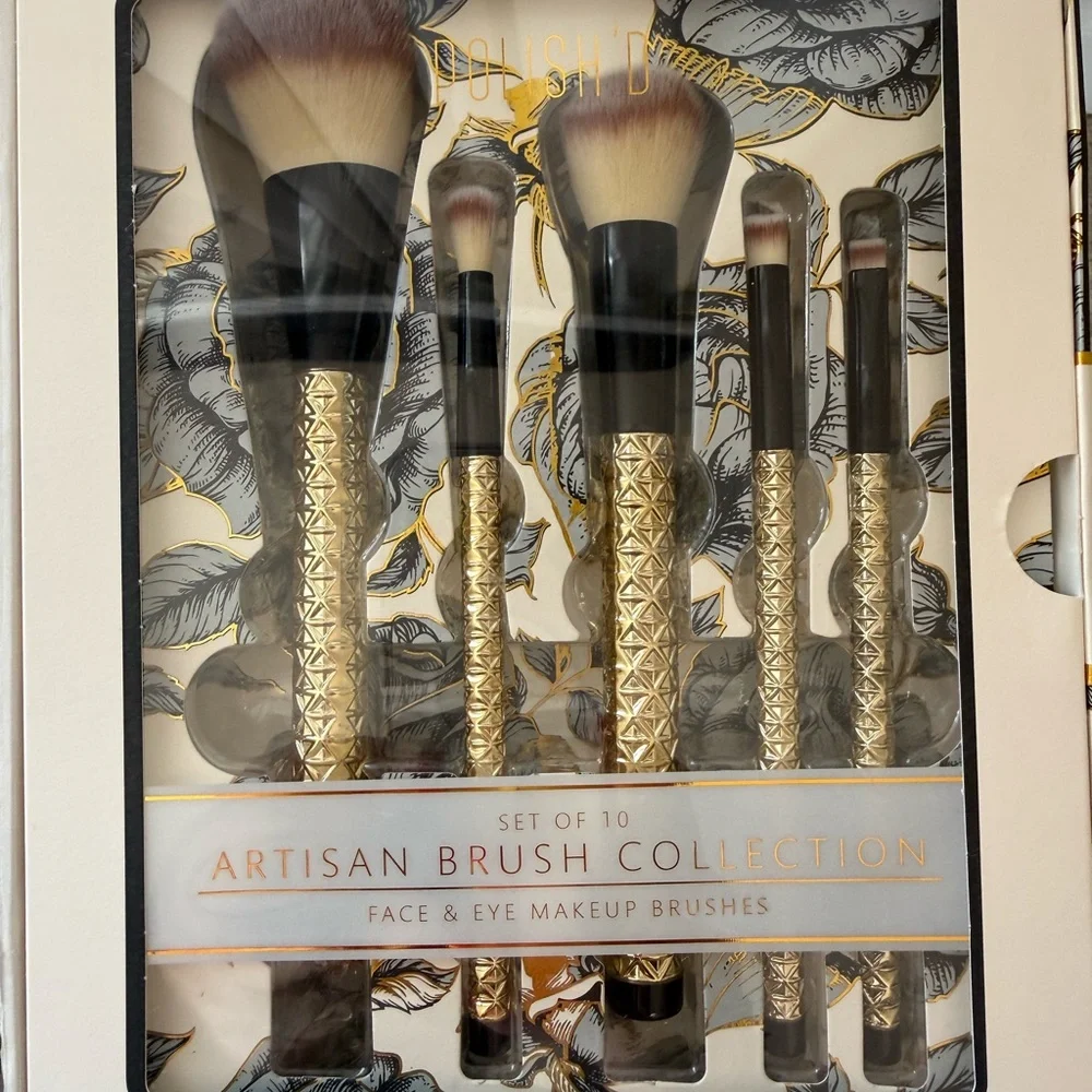 Makeup Brush Set - Gold and Black
